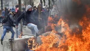 student-protest-nantes